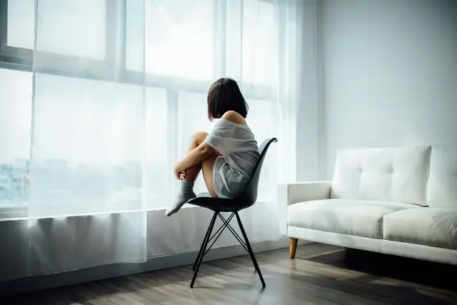 Feature image for the article: The Hormone Reset Why Working with a Health Coach Can Change Everything